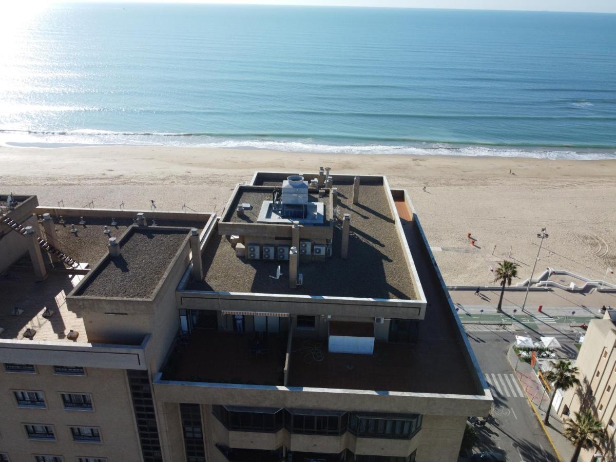 Atico Primera Linea De Playa. กาดิซ ภายนอก รูปภาพ